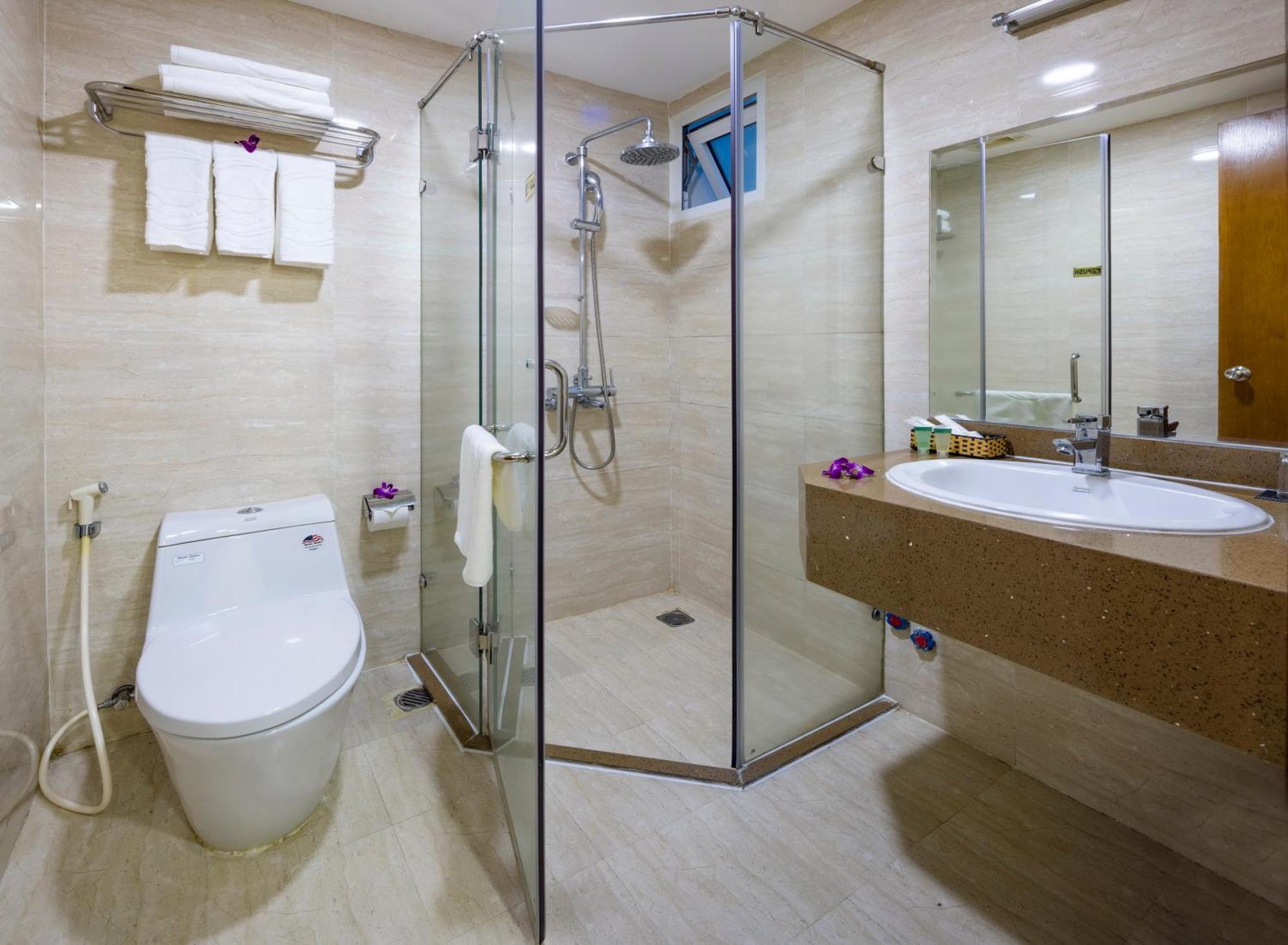 Saphia Hotel Nha Trang Exteriör bild